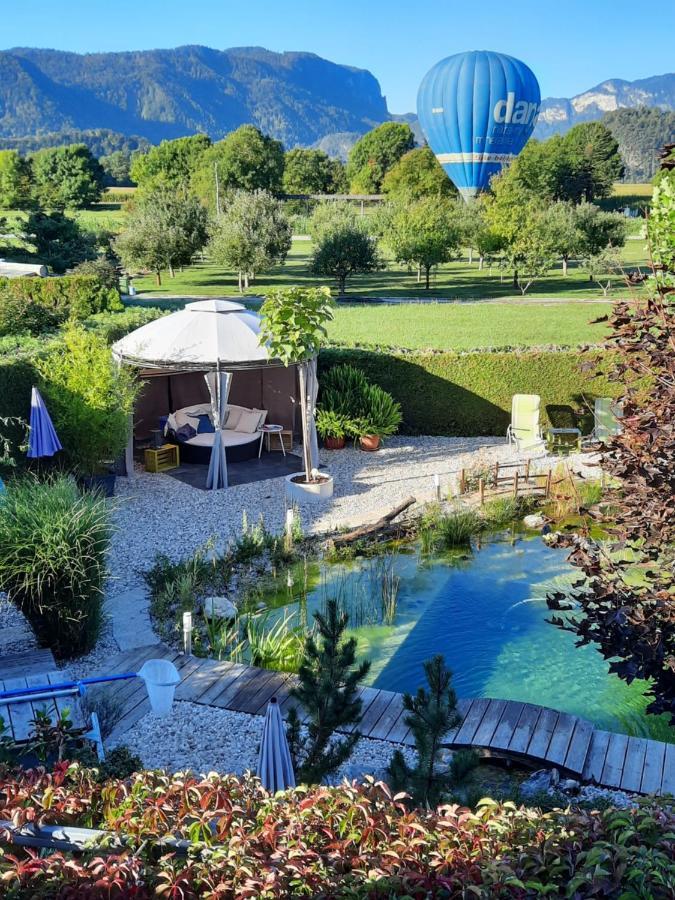 Garden Paradise Bled Apartments - Garden, Pond And Castle View Eksteriør bilde